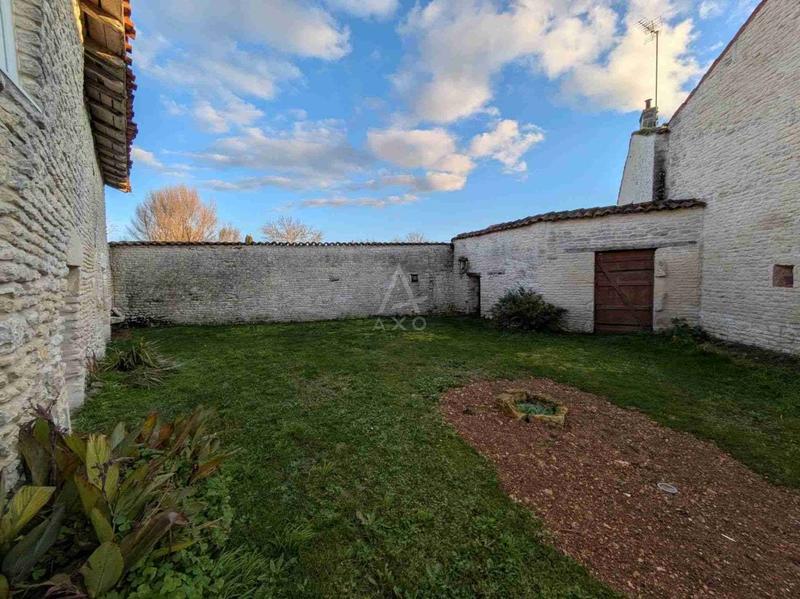 Maison de village - 285 m² - 7 pièces