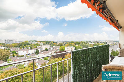 Appartement - 106 m² - 5 pièces