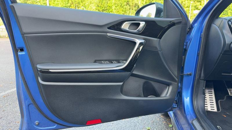 Kia Ceed II 1.6 CRDi 136 Gt Line Premium