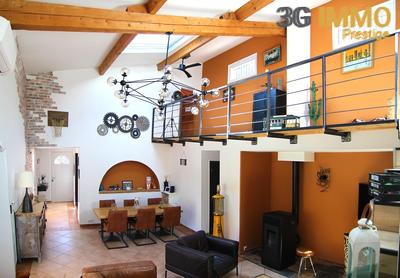 Villa - 180 m² - 8 pièces