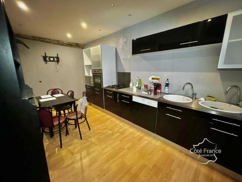 Immeuble - 186 m² - 10 pièces