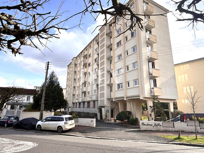 Appartement - 75 m² - 5 pièces