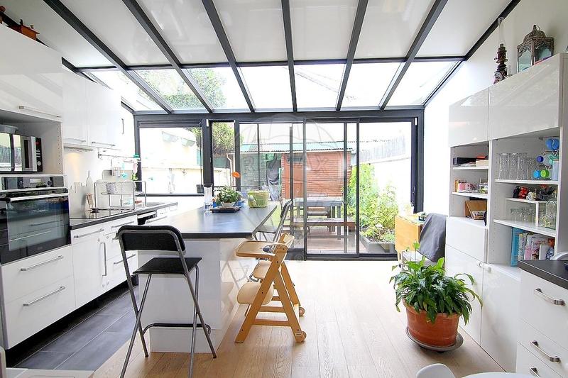 Maison - 94 m² - 6 pièces