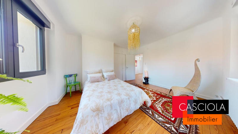 Maison - 170 m² - 6 pièces