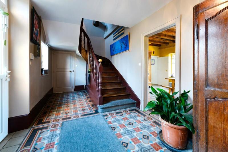 Maison - 297 m² - 11 pièces