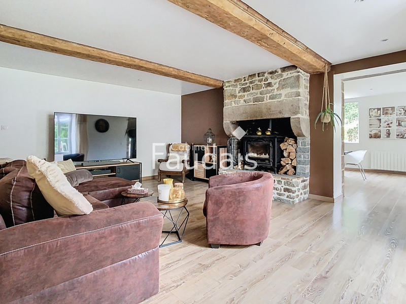 Maison - 171 m² - 6 pièces