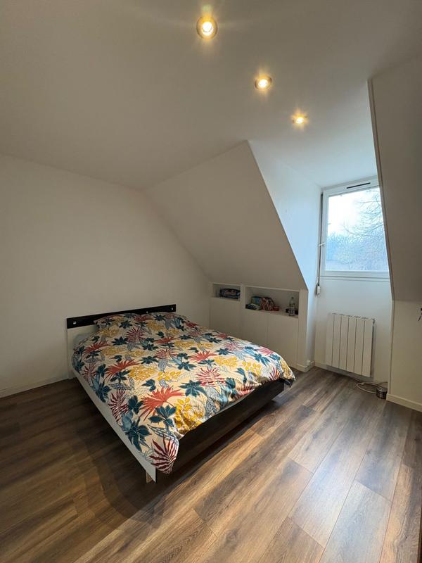 Maison traditionnelle - 93 m² - 5 pièces