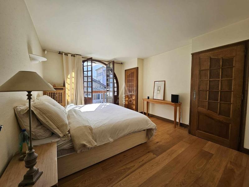 Maison - 193 m² - 3 pièces