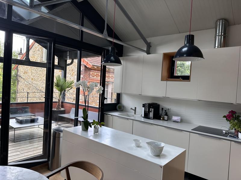 Loft - 138 m² - 6 pièces