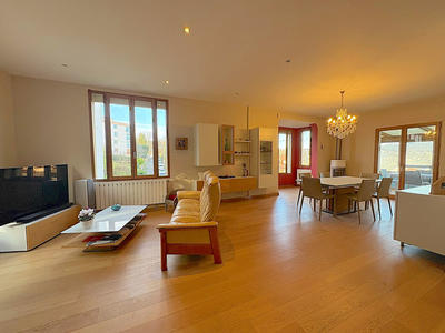 Maison - 123 m² - 6 pièces