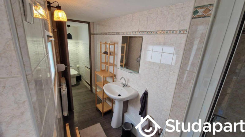 Chambre - 12 m² - 1 pièce