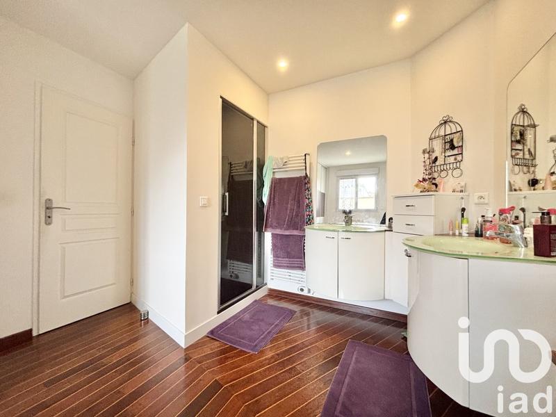 Maison - 138 m² - 7 pièces