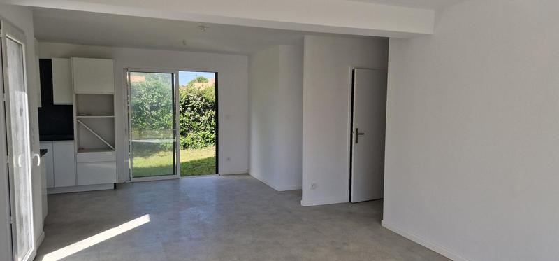 Maison - 99 m² - 5 pièces