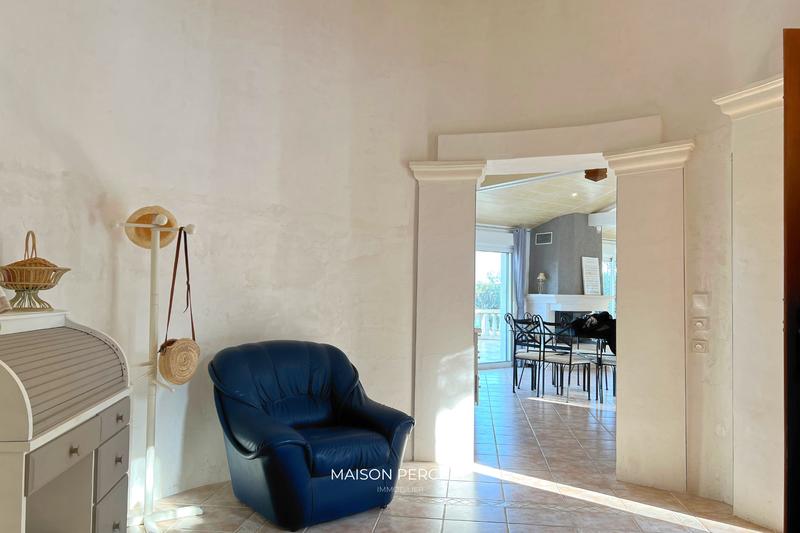 Villa - 196 m² - 7 pièces