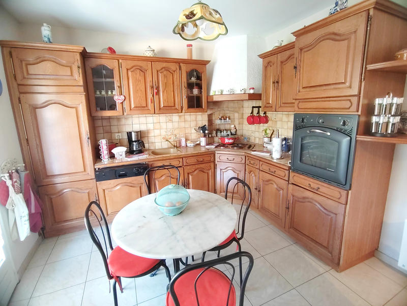 Maison - 96 m² - 5 pièces