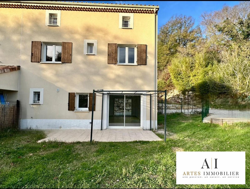 Villa - 108 m² - 6 pièces