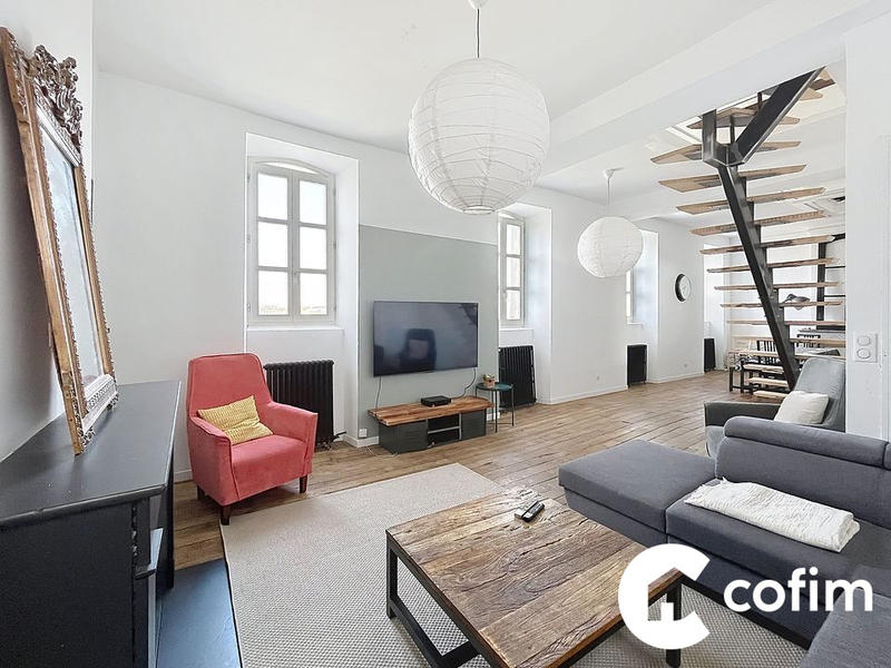 Duplex - 217 m² - 5 pièces