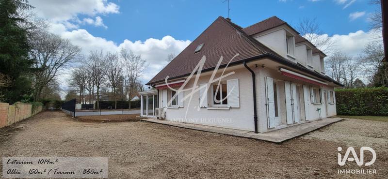 Maison - 256 m² - 6 pièces