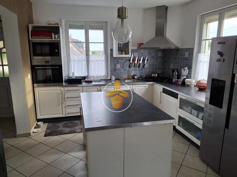 Maison - 110 m² - 7 pièces