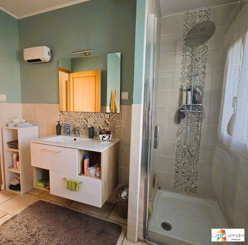 Maison - 171 m² - 7 pièces