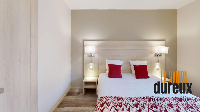 Fonds de commerce - 763 m²