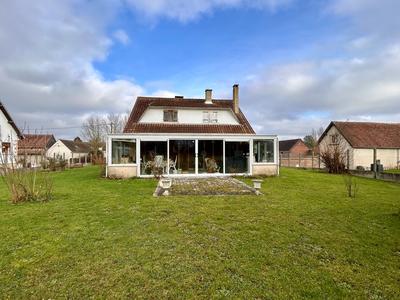 Maison - 111 m² - 6 pièces