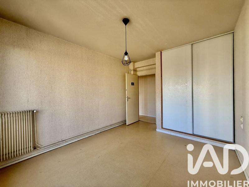 Appartement - 99 m² - 5 pièces