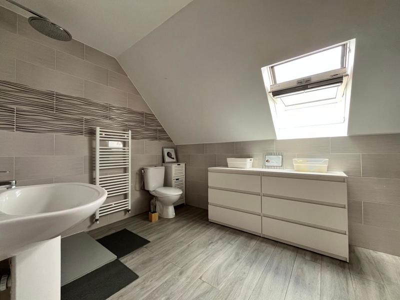 Maison - 125 m² - 5 pièces