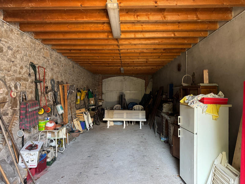 Propriété - 255 m² - 8 pièces