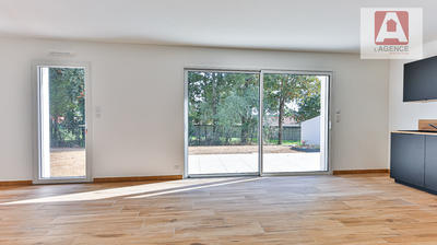 Maison - 80 m² - 4 pièces