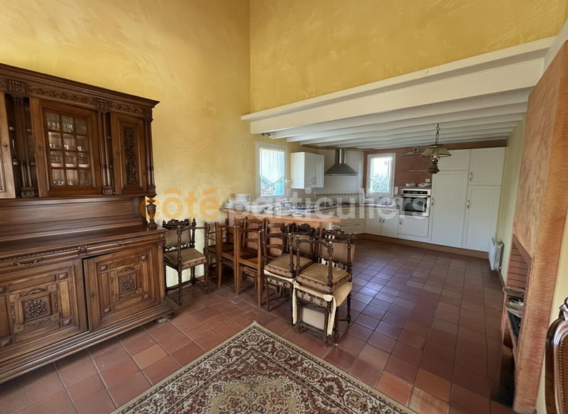 Maison - 144 m² - 8 pièces