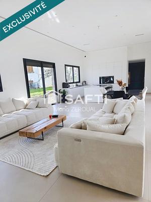 Maison - 160 m² - 5 pièces