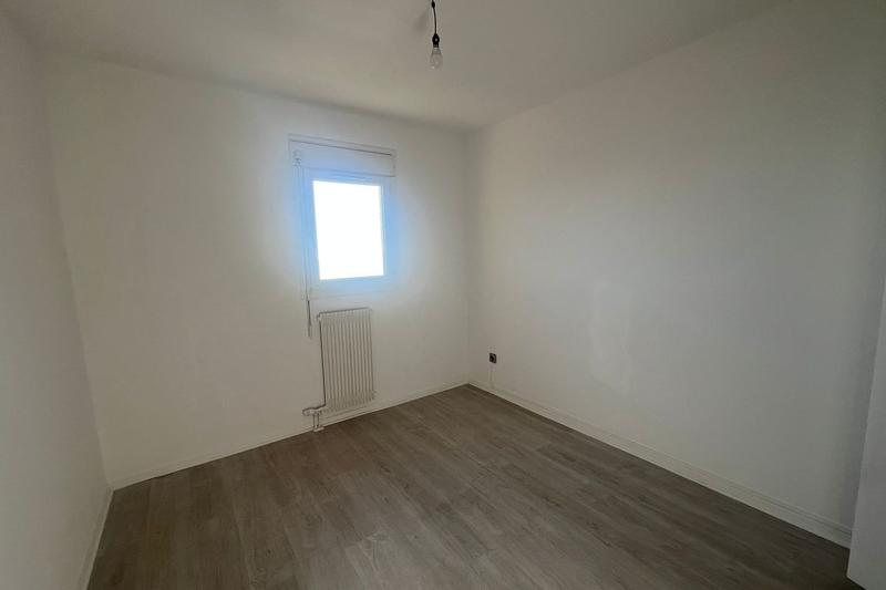 Appartement - 80 m² - 3 pièces