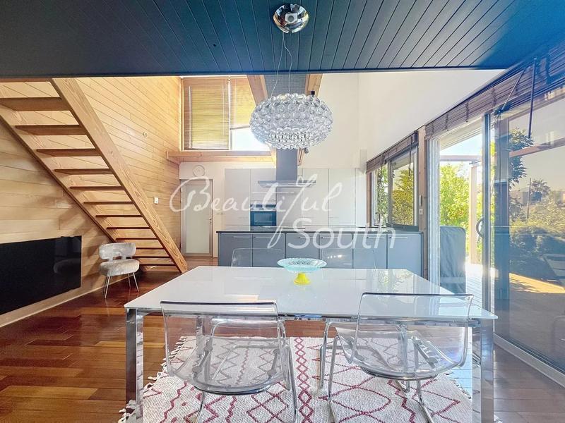 Maison - 186 m² - 7 pièces