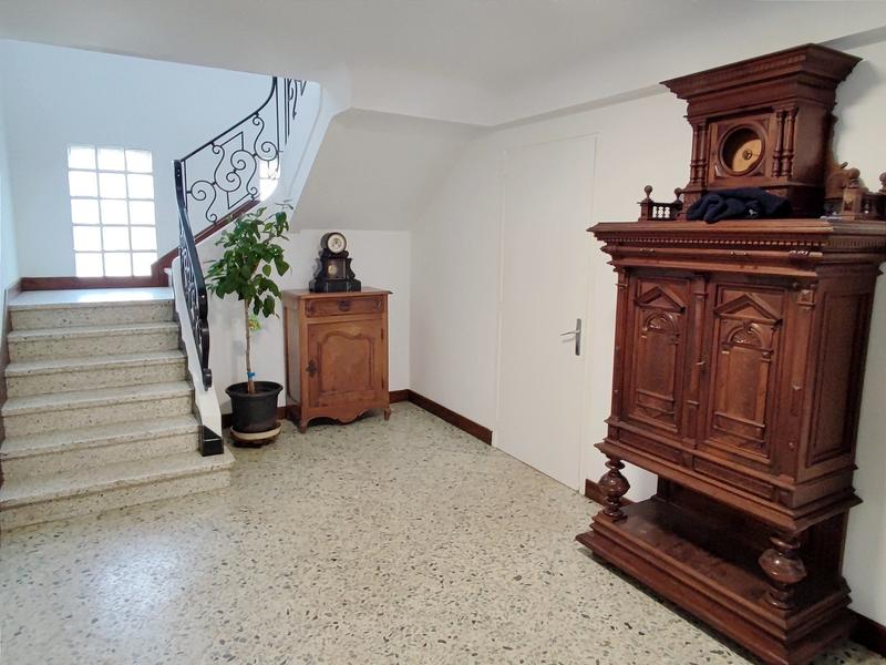 Maison - 198 m² - 6 pièces