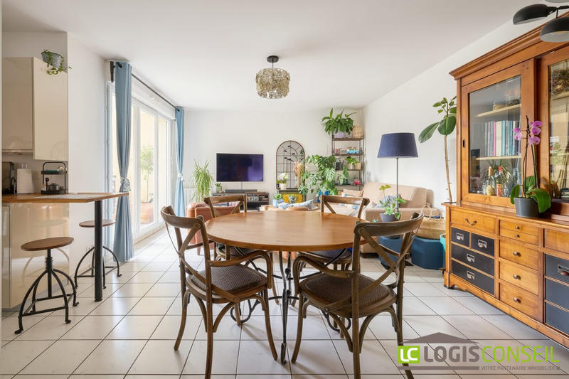 Appartement - 83 m² - 4 pièces