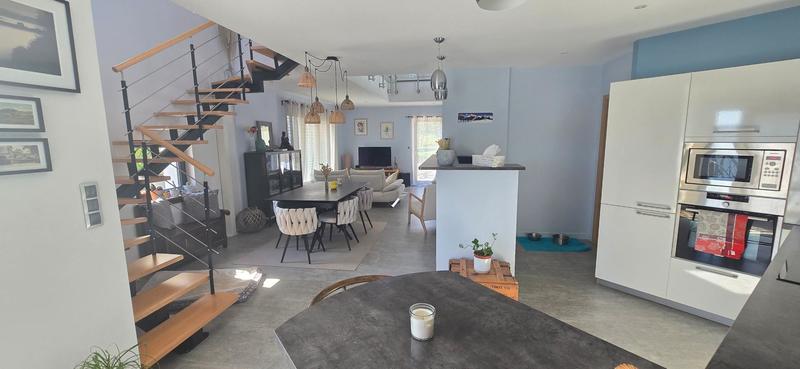 Maison - 147 m² - 5 pièces