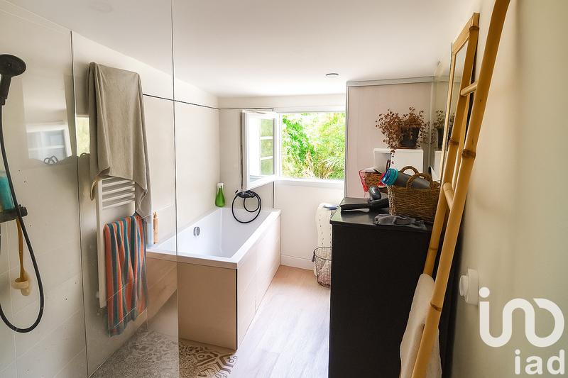 Maison de ville - 85 m² - 4 pièces