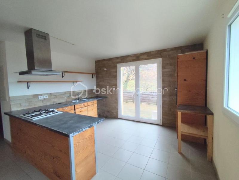 Maison - 82 m² - 3 pièces