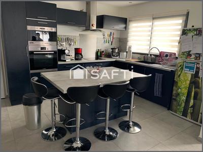 Maison - 107 m² - 4 pièces