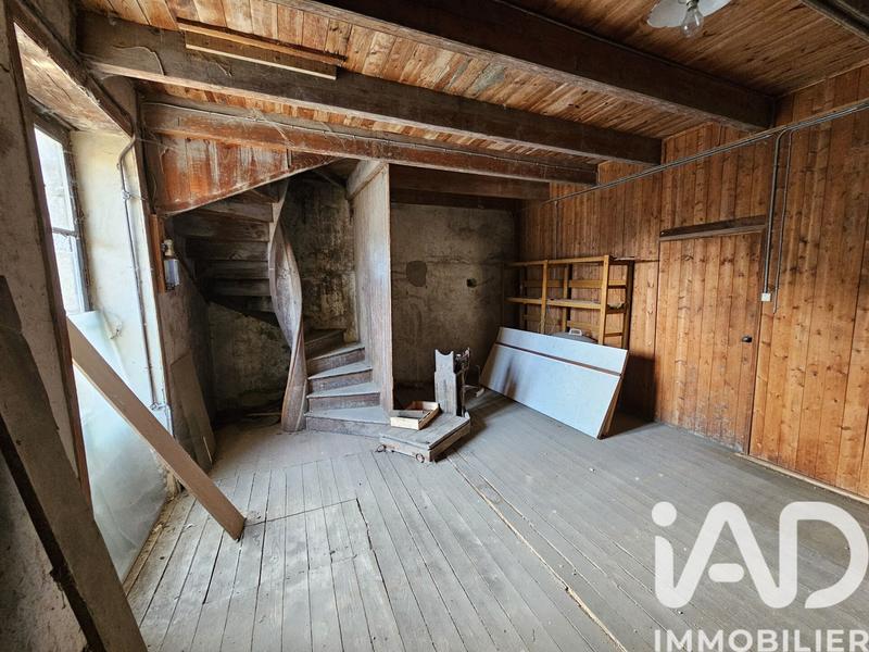 Maison - 220 m² - 10 pièces