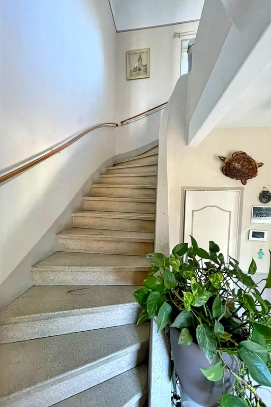 Maison - 161 m² - 7 pièces