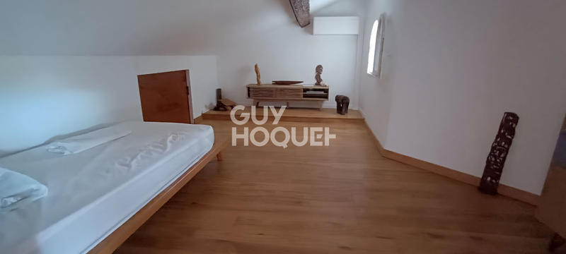 Appartement - 188 m² - 6 pièces