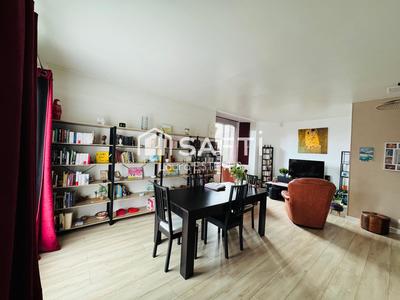 Maison - 101 m² - 5 pièces