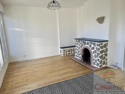 Appartement - 77 m² - 4 pièces