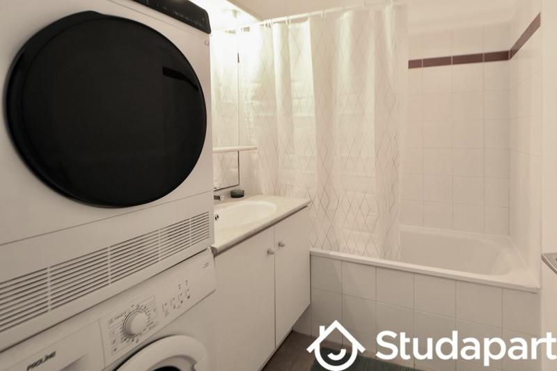 Chambre - 9 m² - 1 pièce