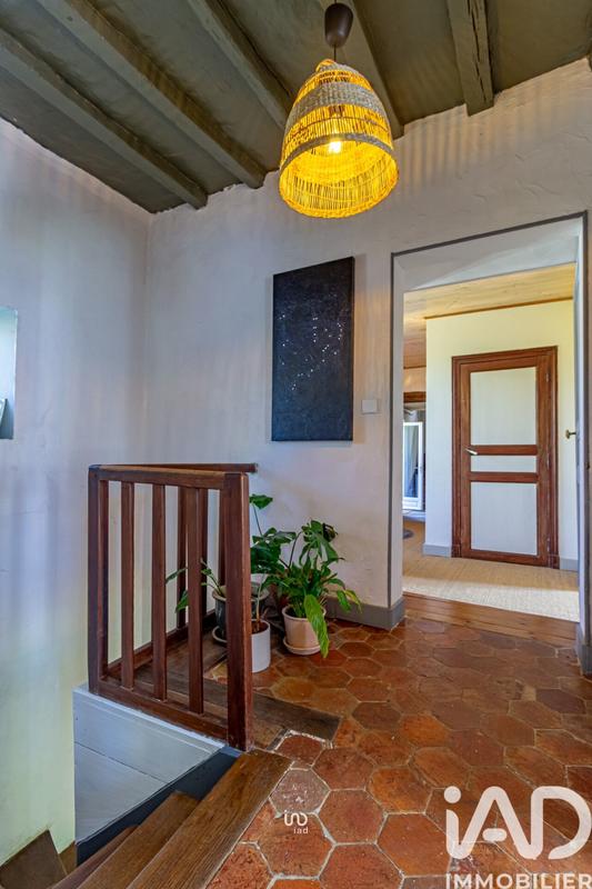 Maison - 210 m² - 7 pièces