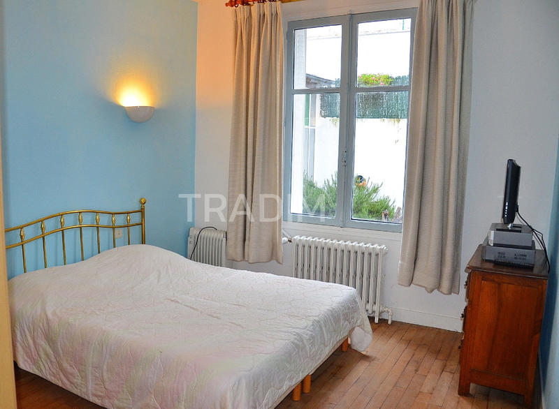 Maison - 300 m² - 10 pièces