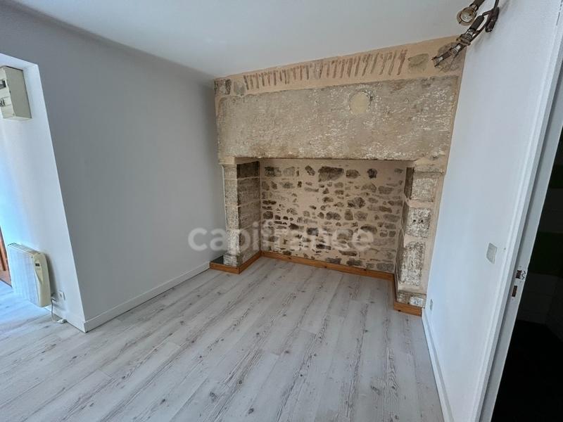 Maison - 211 m² - 4 pièces