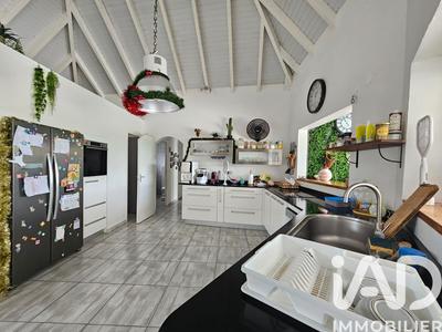 Maison - 184 m² - 6 pièces